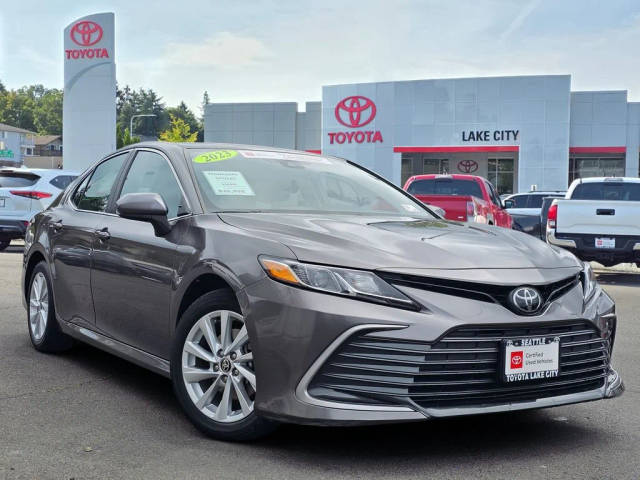 2023 Toyota Camry LE FWD photo