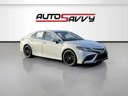 2023 Toyota Camry Hybrid XSE FWD photo