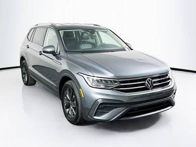 2023 Volkswagen Tiguan SE FWD photo