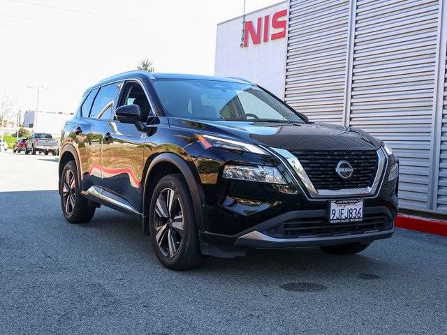 2023 Nissan Rogue SL FWD photo