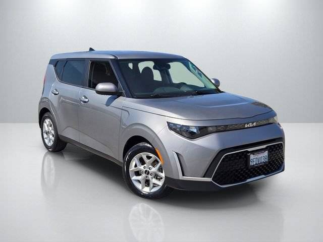 2023 Kia Soul S FWD photo