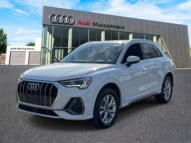 2023 Audi Q3 S line Premium Plus AWD photo