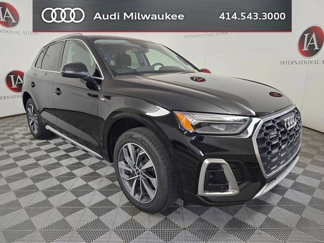 2023 Audi Q5 S line Premium AWD photo