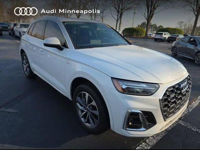 2023 Audi Q5 S line Premium Plus AWD photo