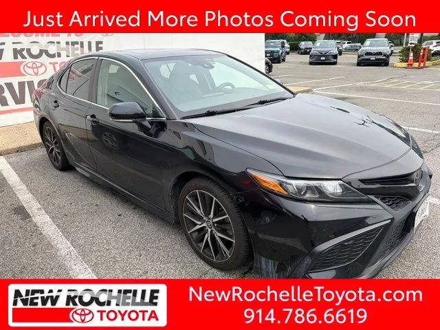 2023 Toyota Camry SE AWD photo