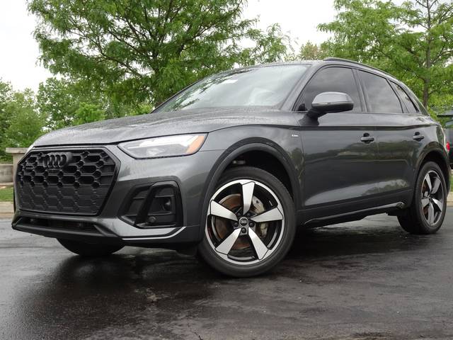 2023 Audi Q5 S line Premium Plus AWD photo