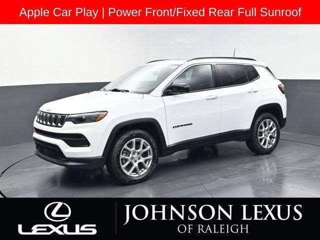 2023 Jeep Compass Latitude Lux 4WD photo