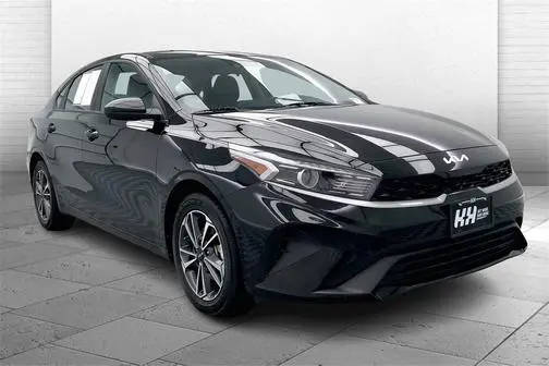 2023 Kia Forte LX FWD photo