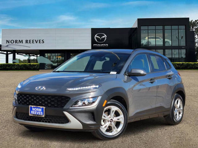 2023 Hyundai Kona SEL FWD photo
