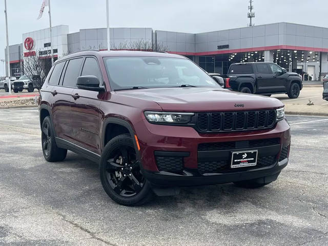 2023 Jeep Grand Cherokee L Altitude 4WD photo