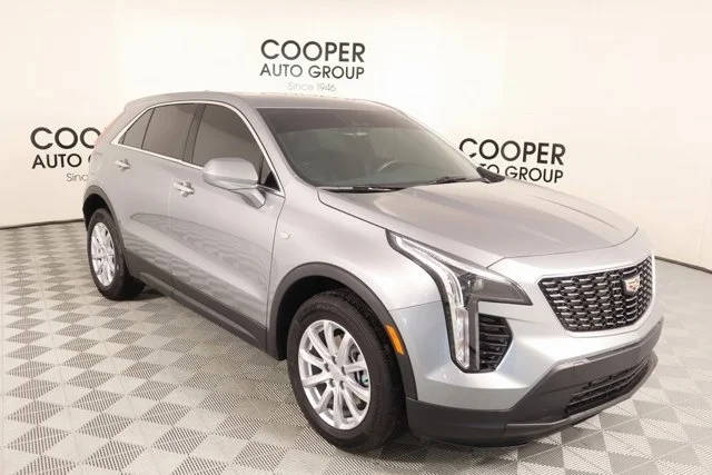 2023 Cadillac XT4 FWD Luxury FWD photo