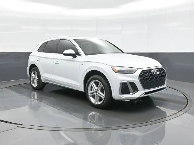 2023 Audi Q5 S line Premium Plus AWD photo