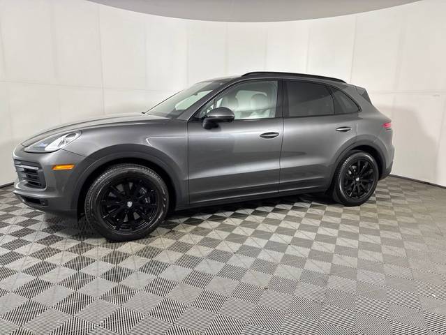 2023 Porsche Cayenne  AWD photo