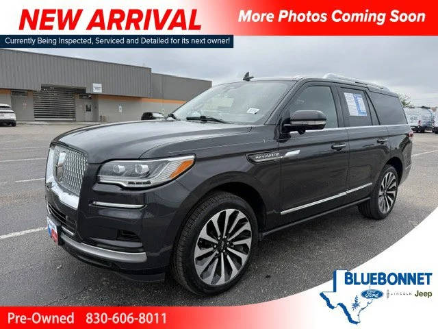 2023 Lincoln Navigator Reserve 4WD photo