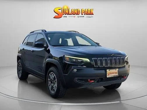 2023 Jeep Cherokee Trailhawk 4WD photo