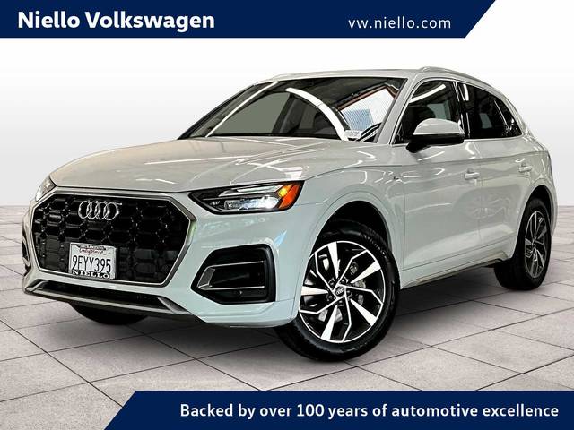 2023 Audi Q5 S line Premium Plus AWD photo