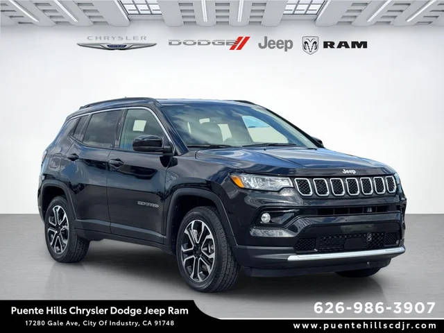 2023 Jeep Compass Limited 4WD photo
