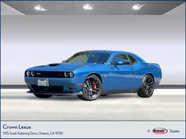 2023 Dodge Challenger R/T Scat Pack RWD photo