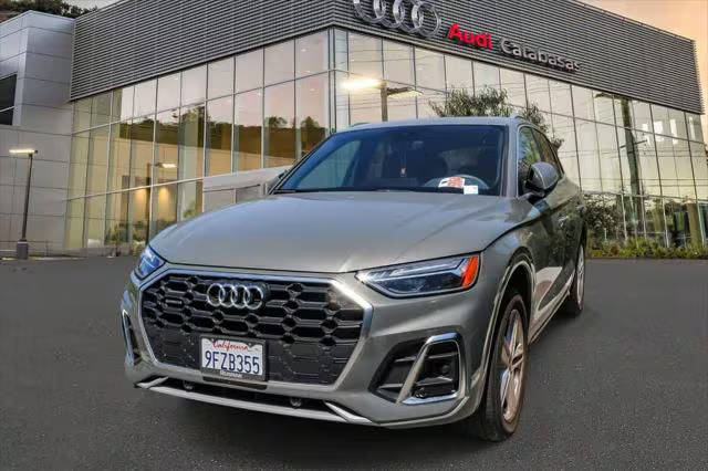 2023 Audi Q5 S line Premium AWD photo