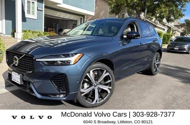 2023 Volvo XC60 Ultimate Dark Theme AWD photo
