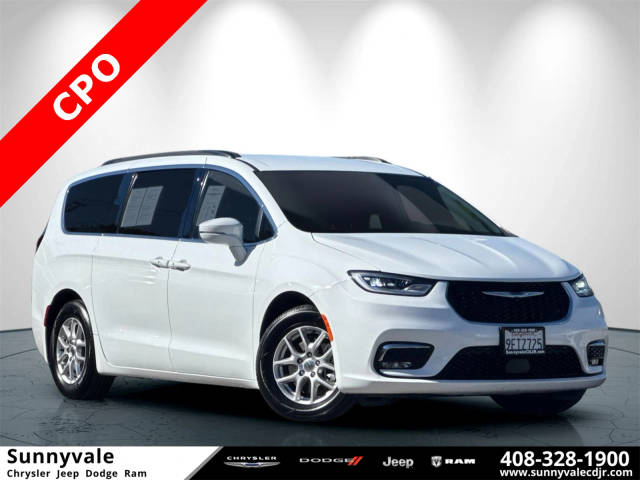 2022 Chrysler Pacifica Minivan Touring L FWD photo