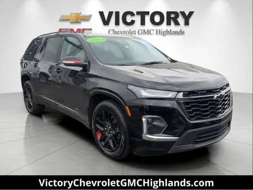 2023 Chevrolet Traverse Premier AWD photo