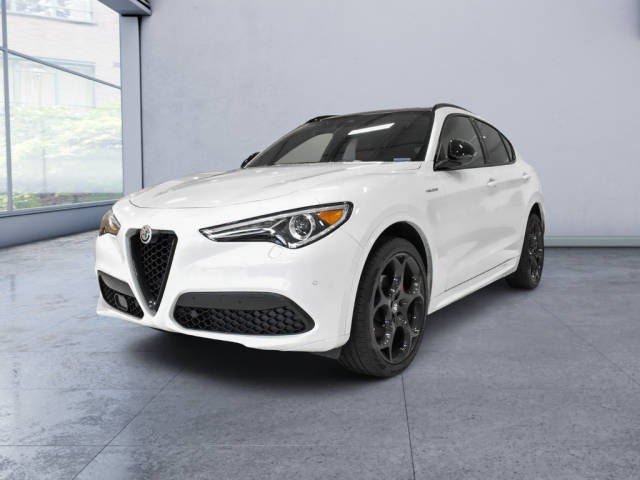 2023 Alfa Romeo Stelvio Veloce AWD photo