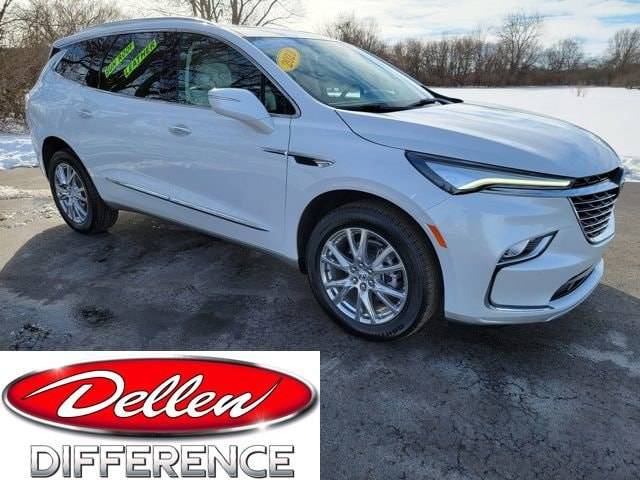 2023 Buick Enclave Essence FWD photo