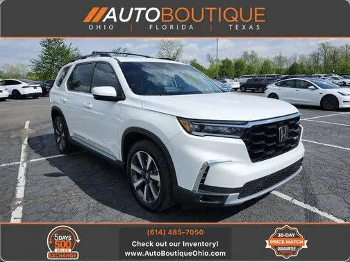 2023 Honda Pilot Touring AWD photo