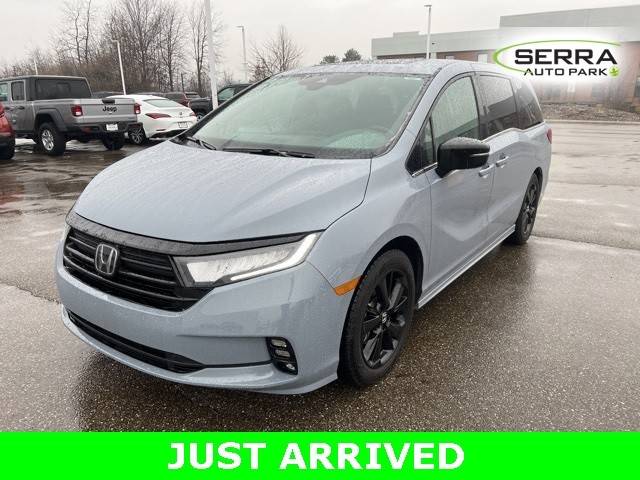 2023 Honda Odyssey Sport FWD photo