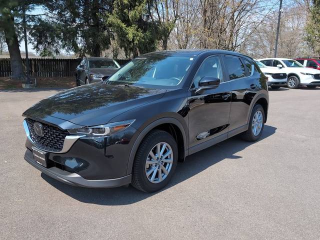 2023 Mazda CX-5 2.5 S Preferred Package AWD photo