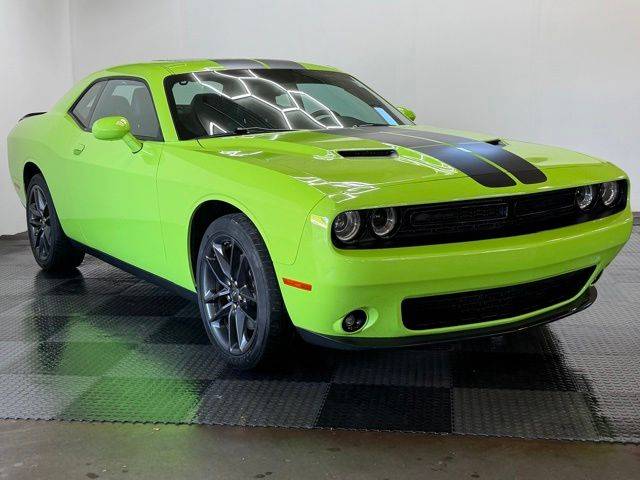 2023 Dodge Challenger SXT AWD photo