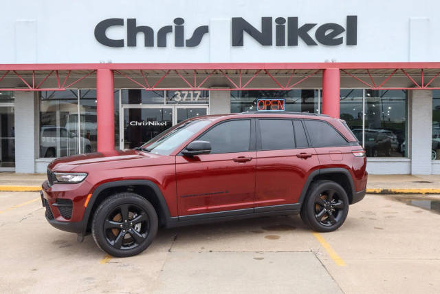 2023 Jeep Grand Cherokee Altitude 4WD photo