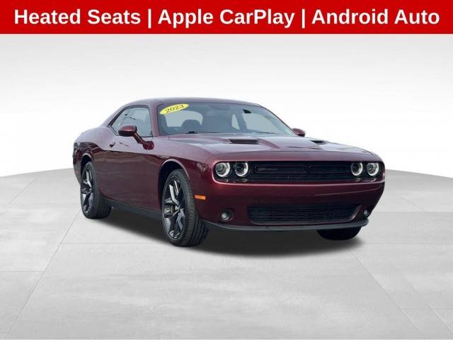 2023 Dodge Challenger SXT RWD photo