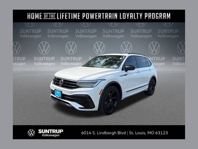 2023 Volkswagen Tiguan SE R-Line Black FWD photo