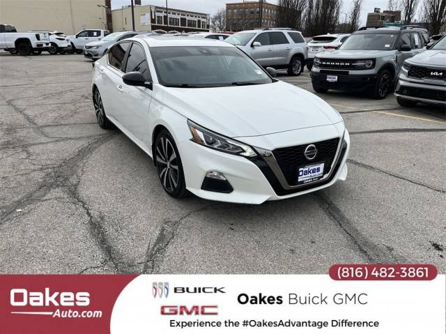 2021 Nissan Altima 2.0 SR FWD photo