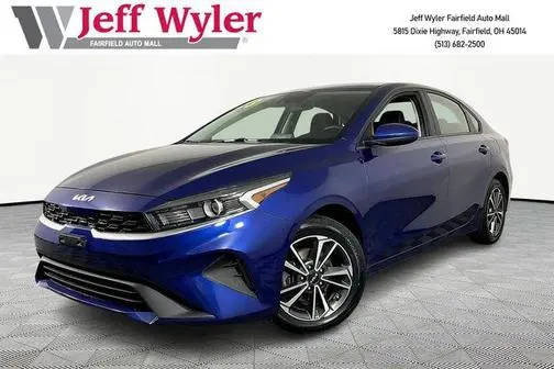 2023 Kia Forte LXS FWD photo