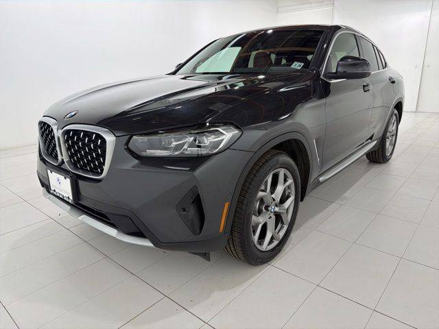 2023 BMW X4 xDrive30i AWD photo