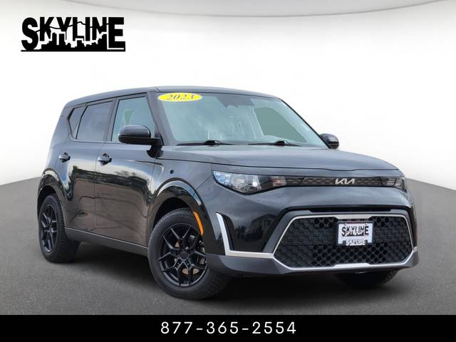 2023 Kia Soul LX FWD photo