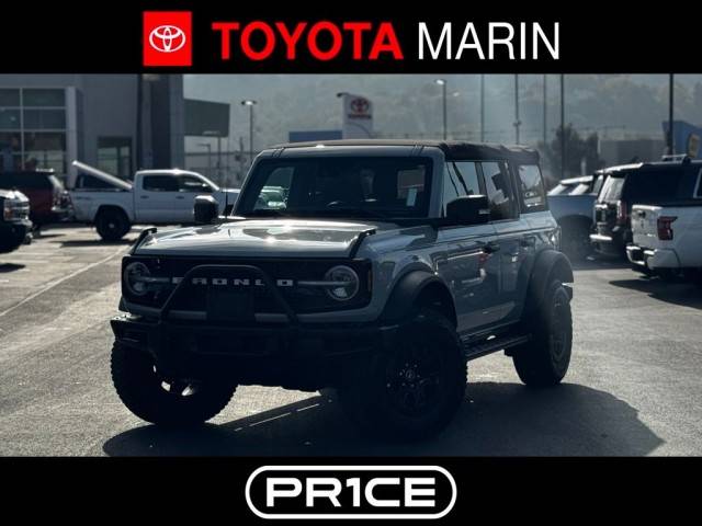 2023 Ford Bronco 4 Door Wildtrak 4WD photo