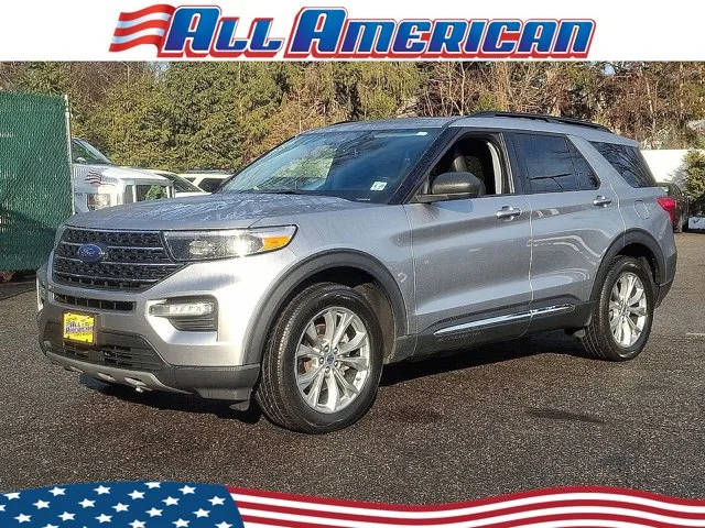 2023 Ford Explorer XLT 4WD photo