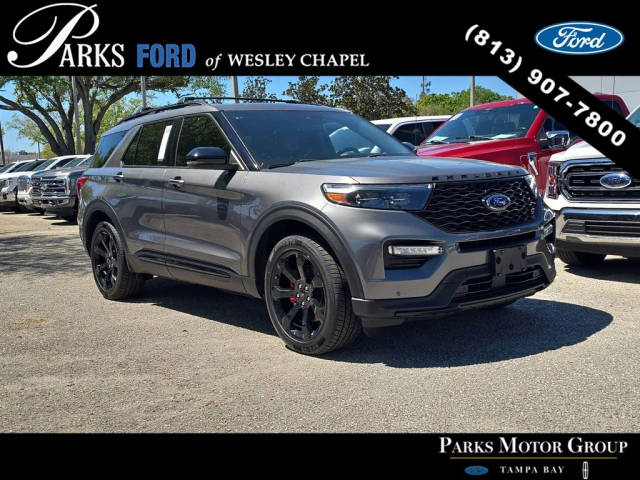 2023 Ford Explorer ST 4WD photo