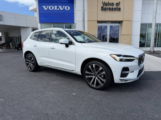 2023 Volvo XC60 Ultimate Bright Theme FWD photo
