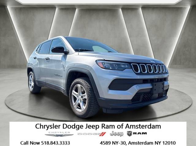 2023 Jeep Compass Sport 4WD photo