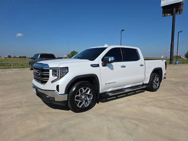 2023 GMC Sierra 1500 SLT 4WD photo