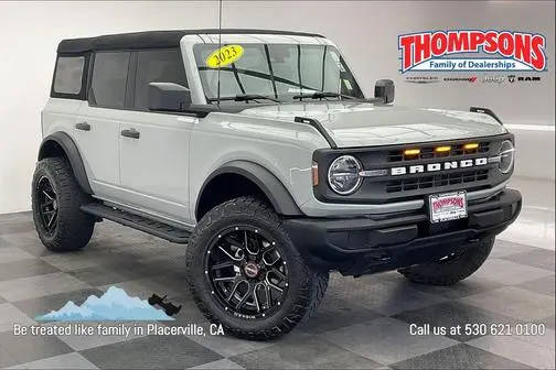 2023 Ford Bronco 4 Door Base 4WD photo