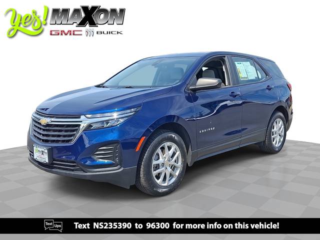 2022 Chevrolet Equinox LS AWD photo