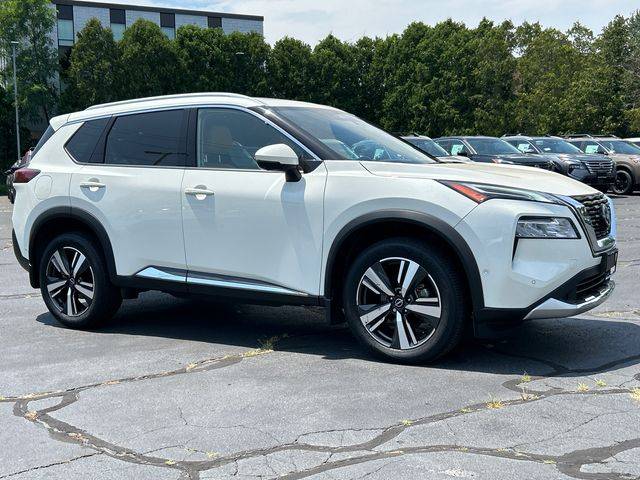2023 Nissan Rogue Platinum AWD photo