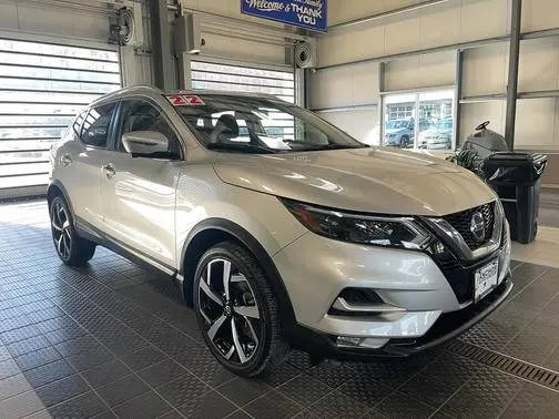 2022 Nissan Rogue Sport SL AWD photo