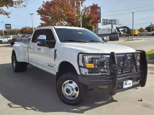 2022 Ford F-350 Super Duty Platinum 4WD photo